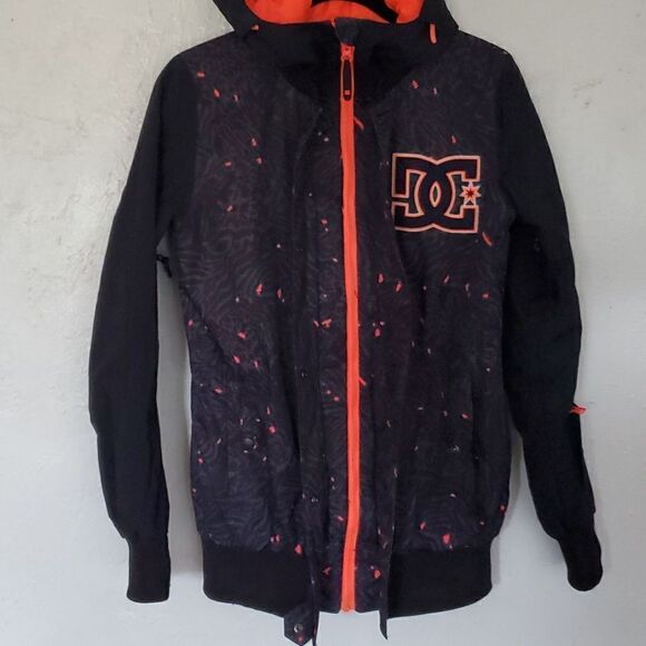 DC Squad 10K Women's Snow Jacket in Black & Orange - Picture 4 of 16
